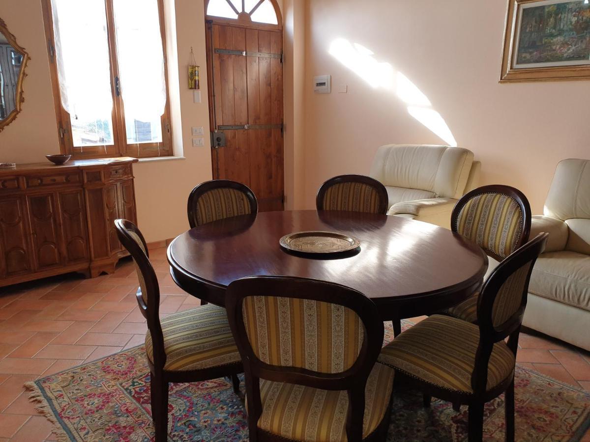 Podere Il Poggio Asciano Exterior foto